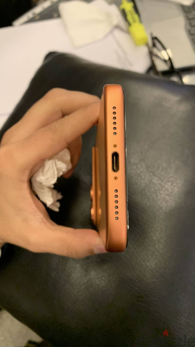 Apple - iPhone 17 Pro Max 1