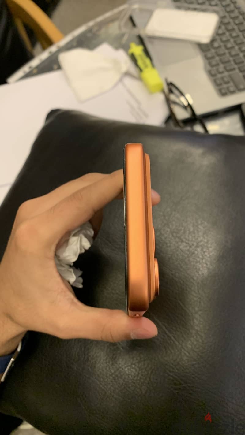 Apple - iPhone 17 Pro Max 3