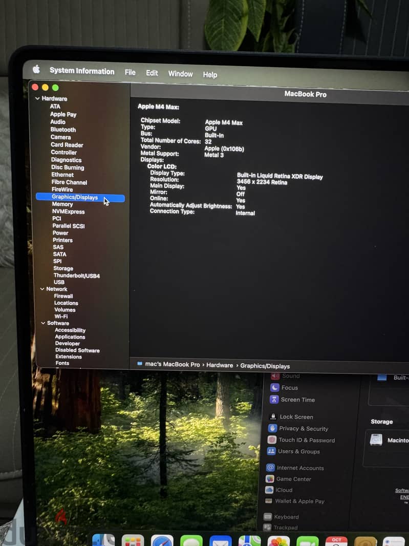 MacBook Pro M4 MAX 16 inch 2 Tera 9