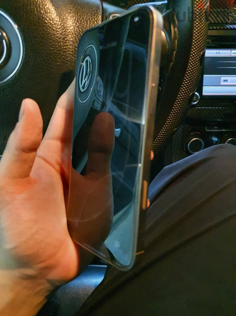 Apple - iPhone 16 Pro Max 3