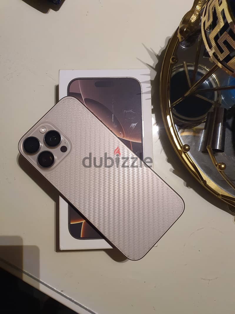Apple - iPhone 16 Pro Max 7