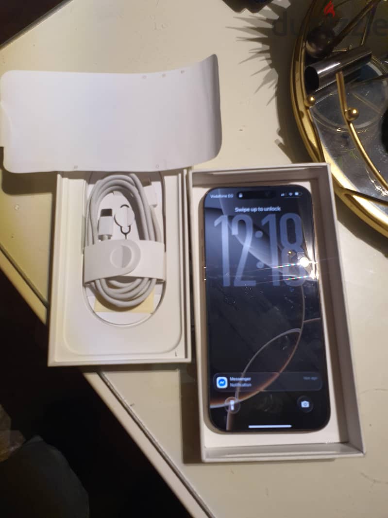 Apple - iPhone 16 Pro Max 8