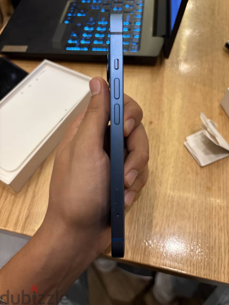 Apple - iPhone 13 5