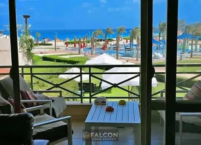 استلم فرا بسعر لقطه شاليه (185متر +150متر  open roof ) بحري بالكامل للبيع في لافيستا كسكادا  الساحل الشمالي Lavista cascada north coast بجوار modon
