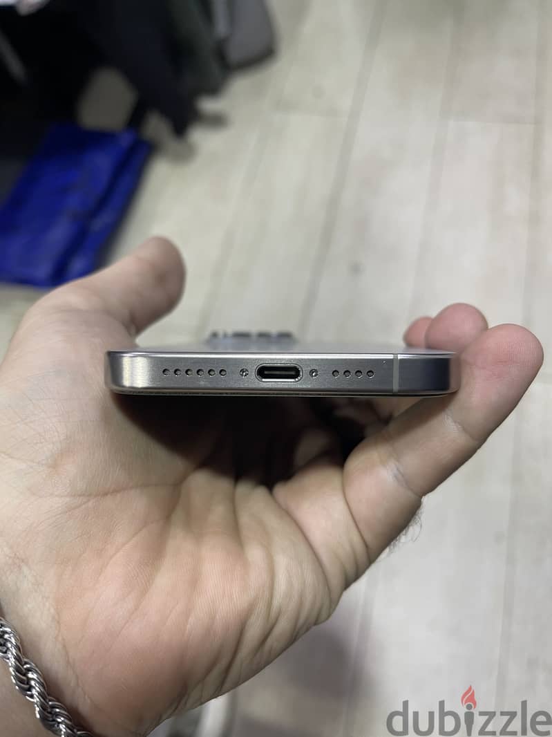 Apple - iPhone 15 Pro Max 3