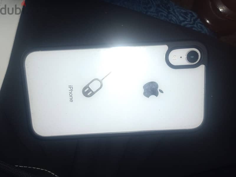 Apple - iPhone XR 1