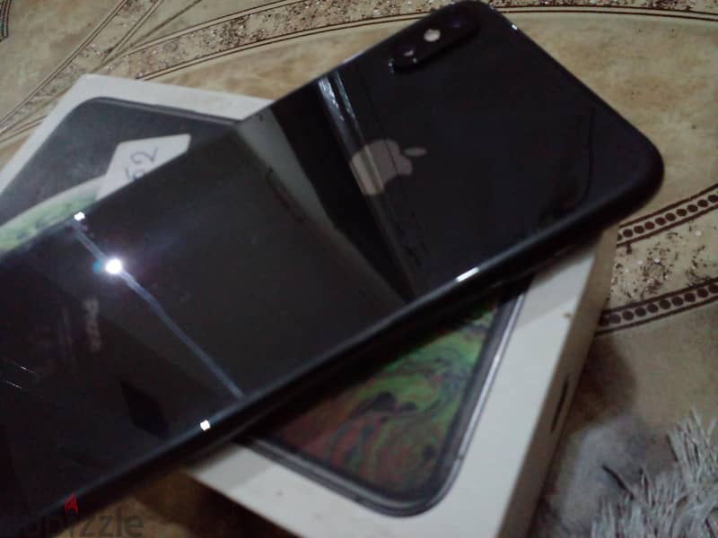 iphone xs max 2
