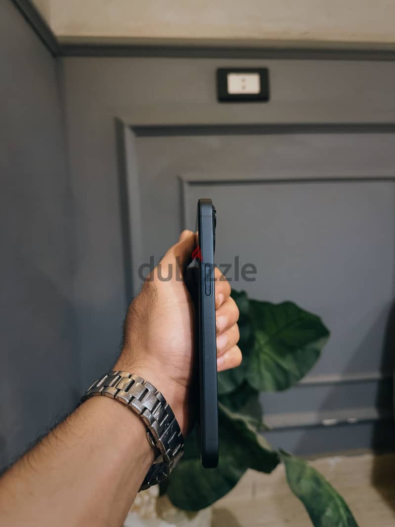 Apple - iPhone 13 1