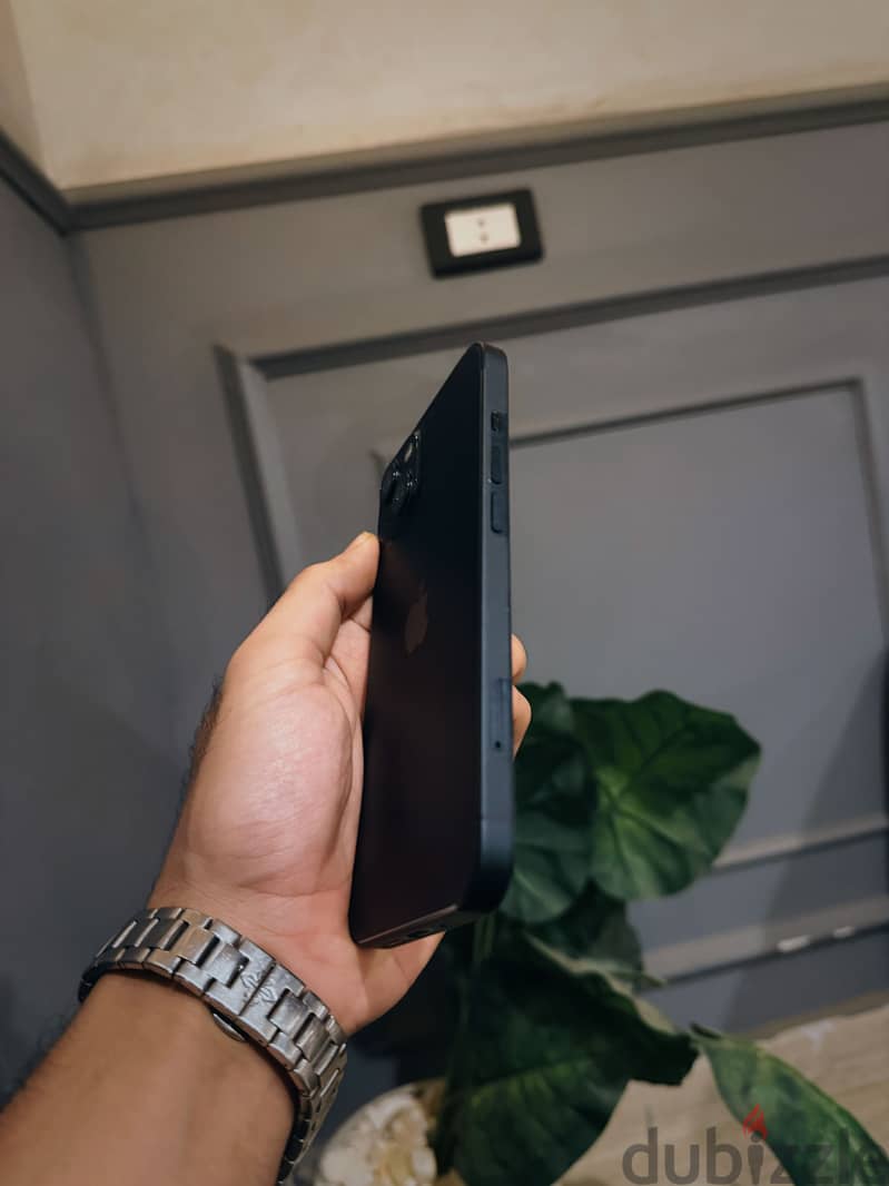 Apple - iPhone 13 2