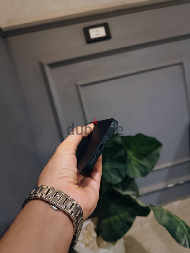 Apple - iPhone 13 3