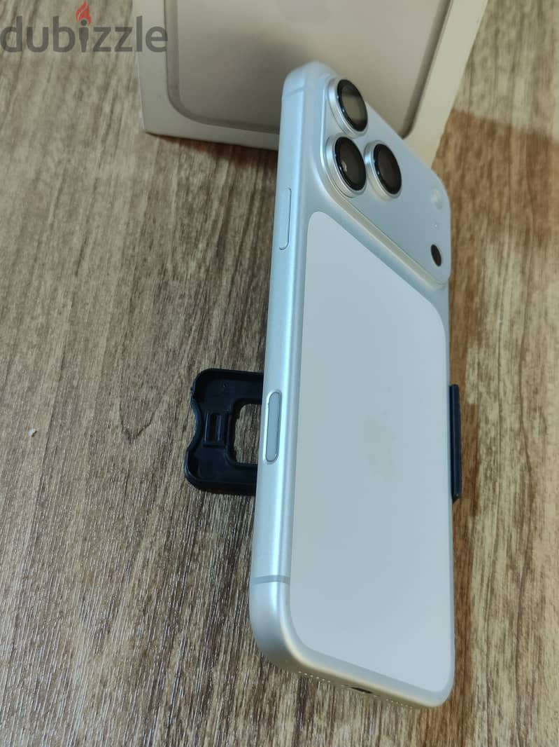 IPhone 17 Pro Max 5