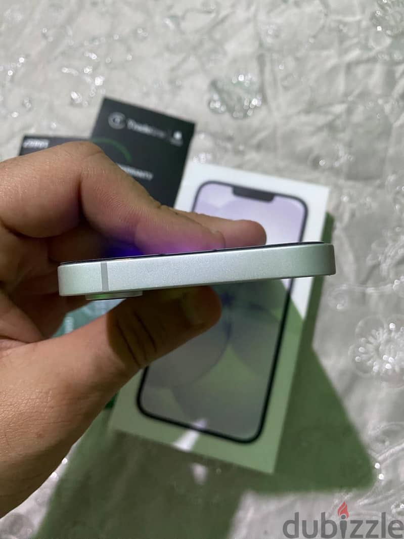 Apple - iPhone 17e 3
