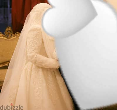 فستان زفاف هاند ميد أوف وايت