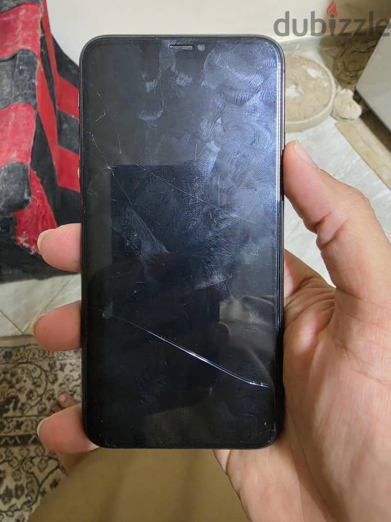 Apple - iPhone 11 Pro Max 2