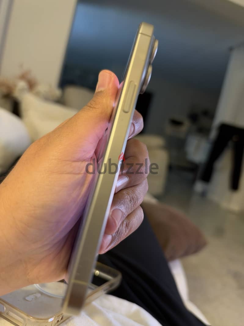 Apple - iPhone 15 Pro Max 3