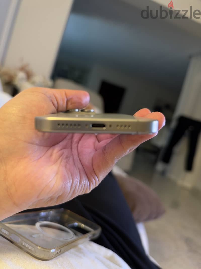 Apple - iPhone 15 Pro Max 5