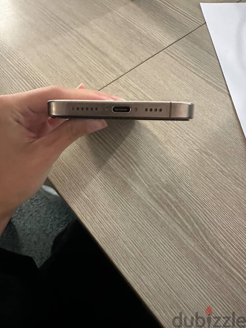 Apple - iPhone 16 Pro Max 1