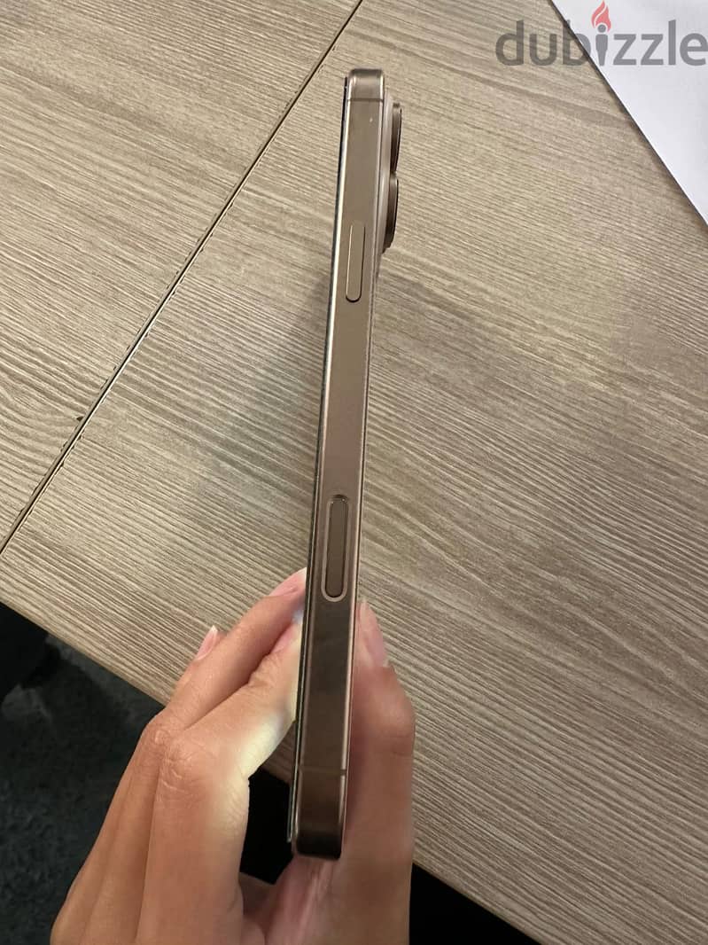 Apple - iPhone 16 Pro Max 5