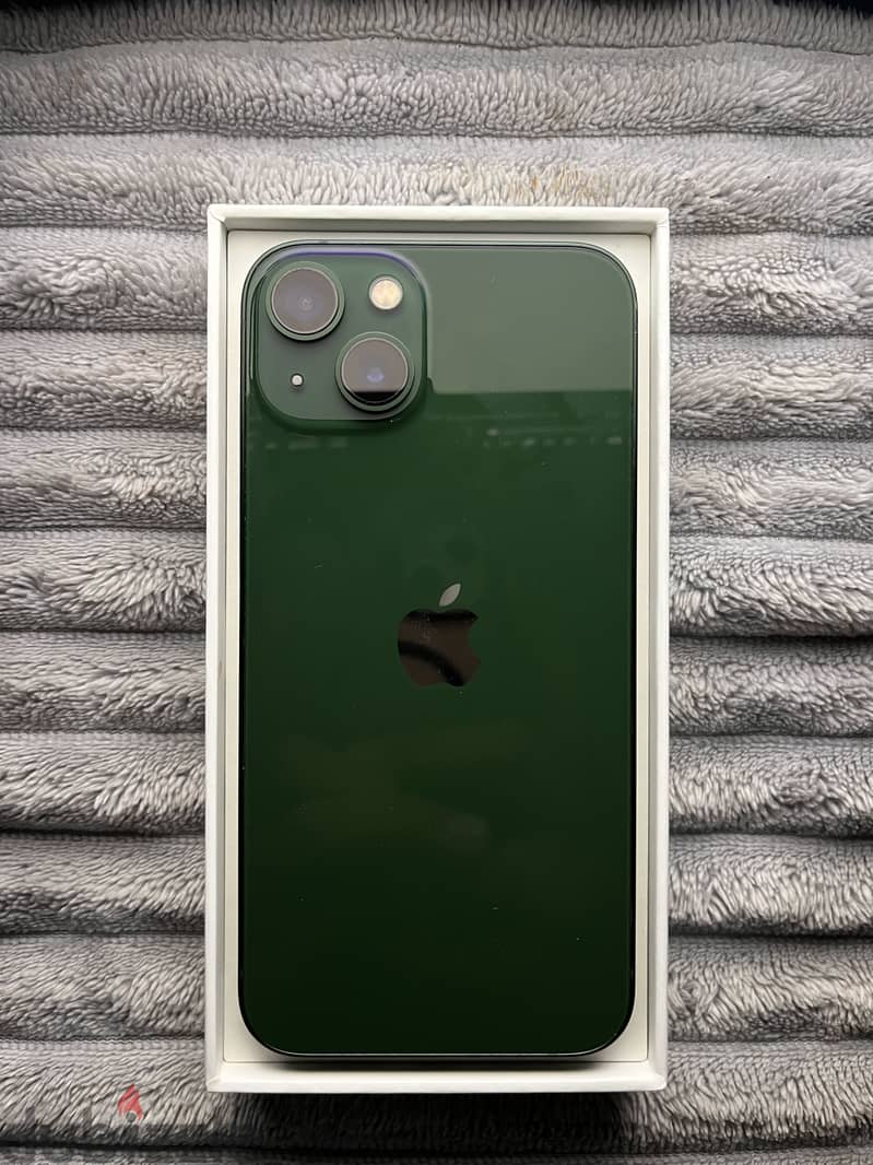 Apple - iPhone 13 2