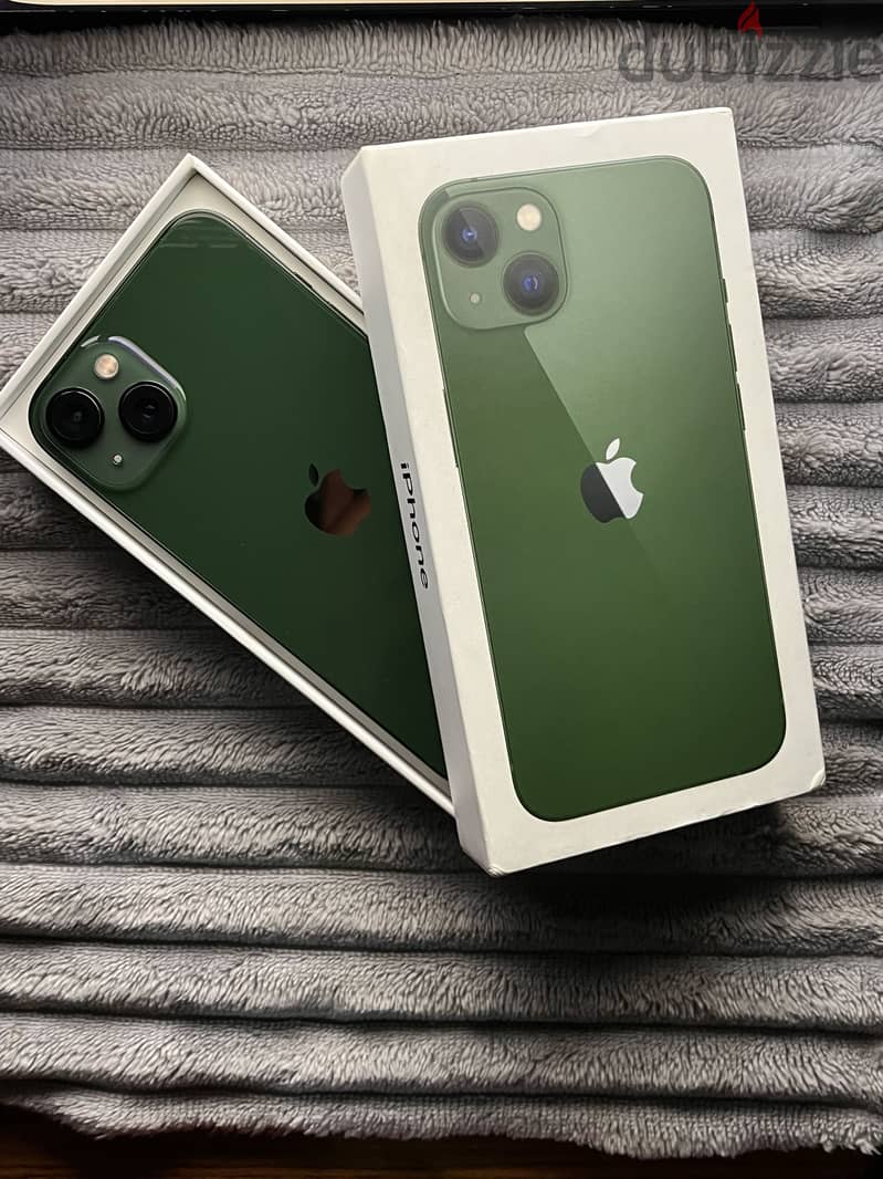 Apple - iPhone 13 9