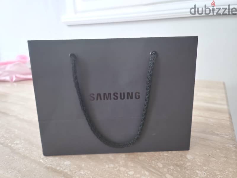 Samsung Galaxy S26 FE 1