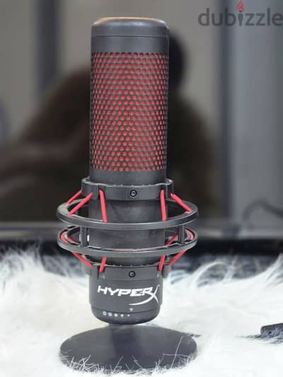 مايك هايبر اكس   Hyper x Quad cast