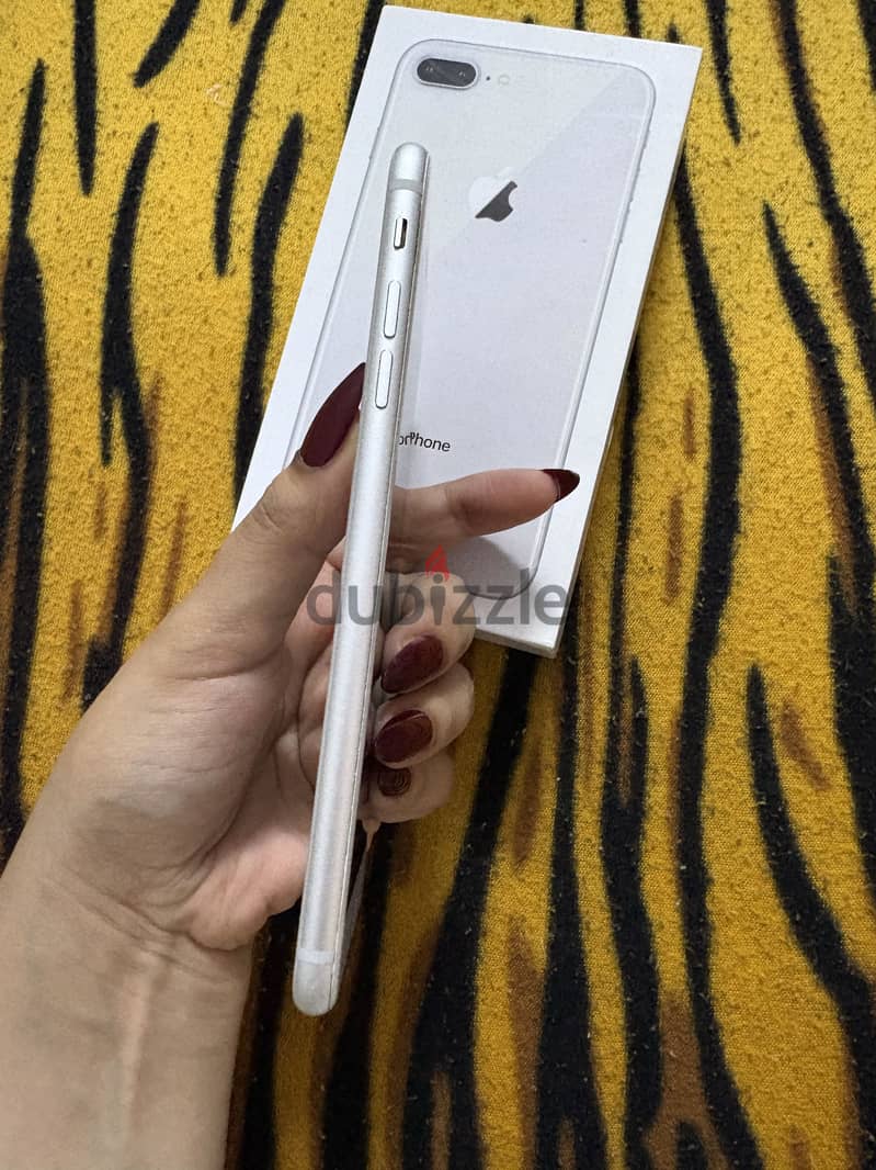 Apple - iPhone 8 Plus 2