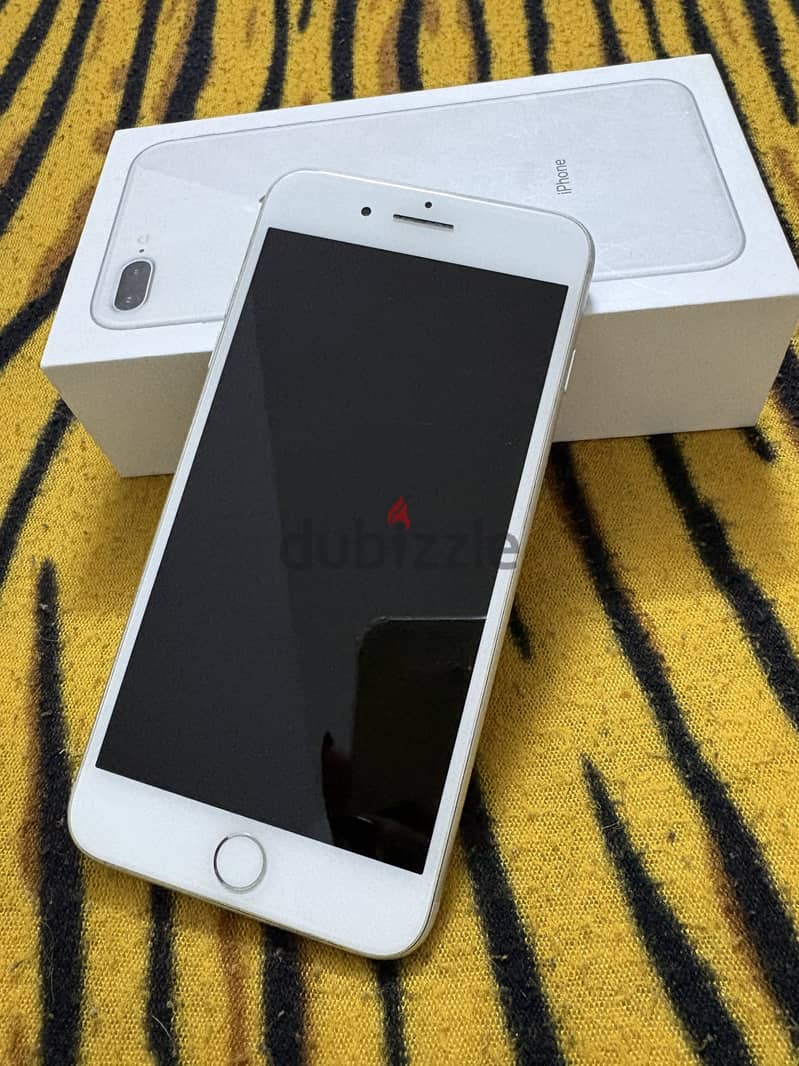 Apple - iPhone 8 Plus 4