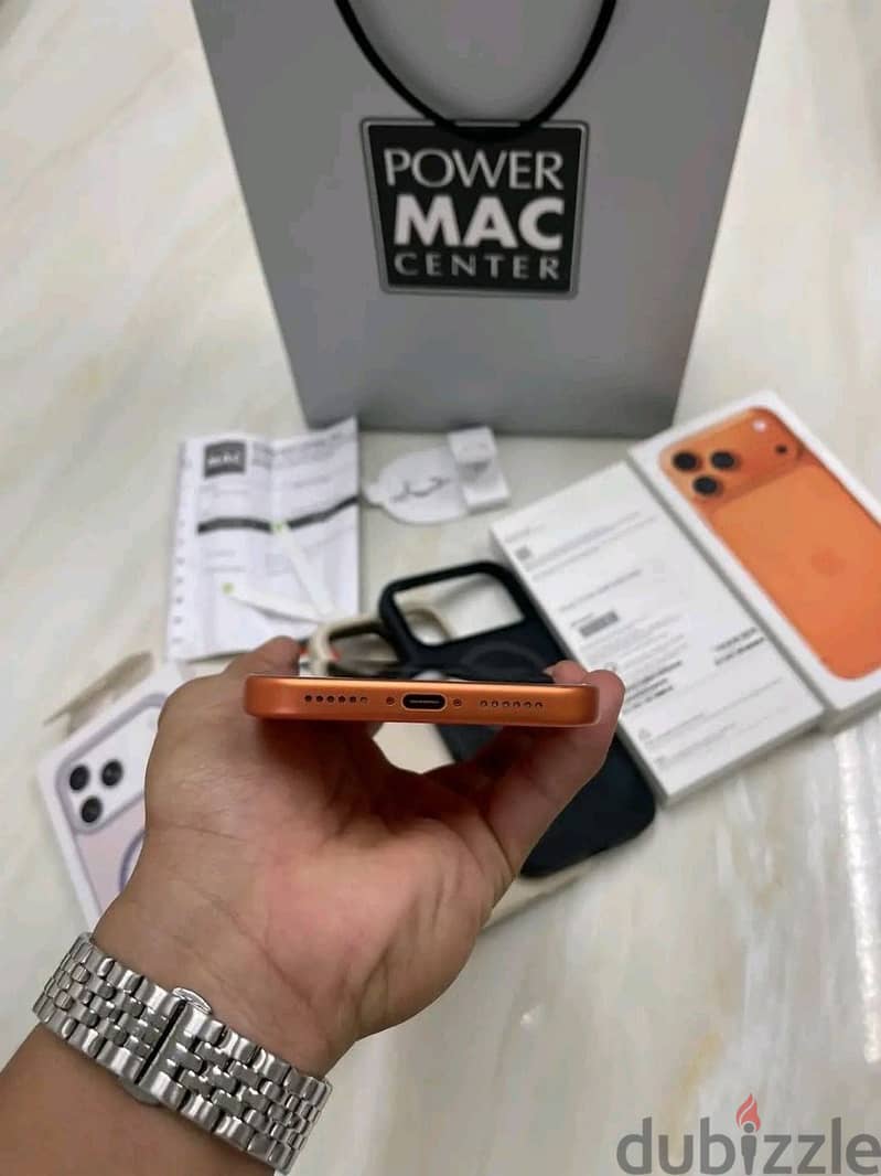 Apple - iPhone 17 Pro Max 1