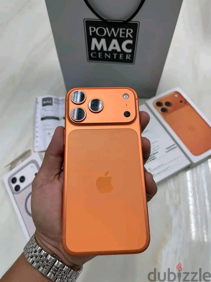 Apple - iPhone 17 Pro Max 4