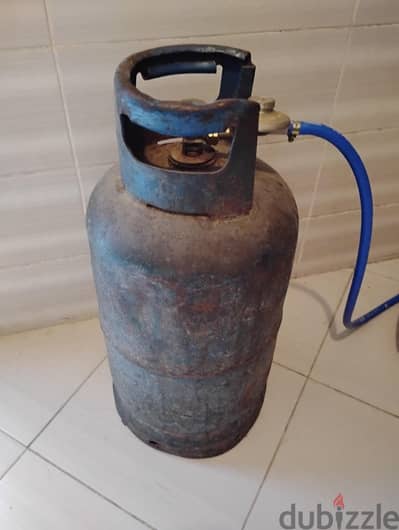 Gas cylinder