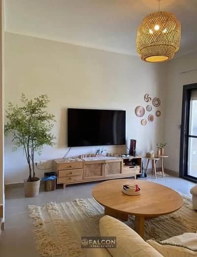 Immediate delivery, luxury finishing—Mayan, Fifth Settlement. 35% discount; building ready for viewing. Immediate handover. Also: New Heliopolis, faci