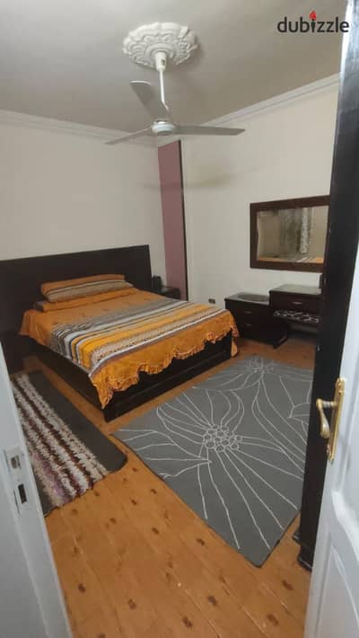 Furnished apartment for rent in Dar Al-Salam, Al-Orouba Street, near the Maadi Corniche, consisting of two bedrooms, reception, bathroom, and kitchen, air-conditioned, Wi-Fi, tenth floor, elevator, popular area with all services.