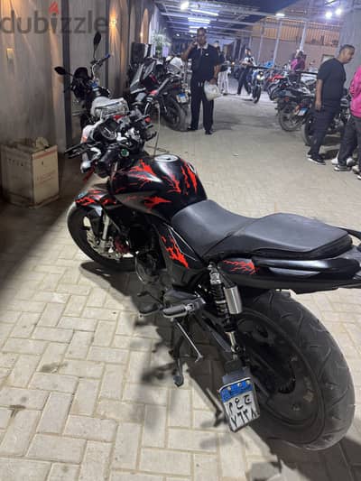 بينلي vlm200 موديل 2025 بحاله الزيرو