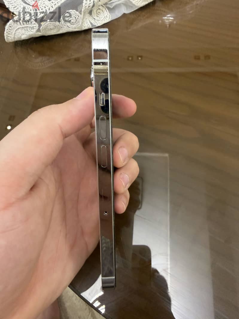 Apple - iPhone 13 Pro 1