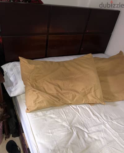 سرير ودولاب زان