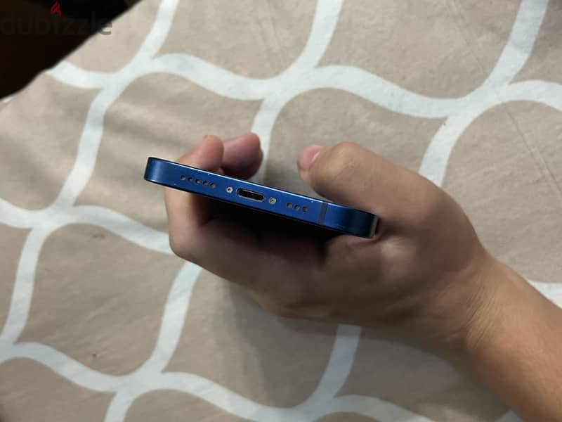 iPhone 12 - 256GB 4