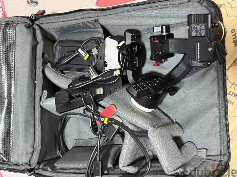Zhyiun Camera Stablizer Crane m3 combo 3