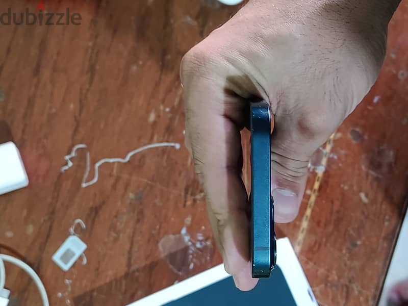 Apple - iPhone 13 5