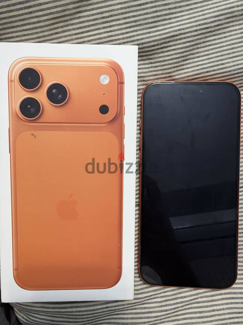 Apple - iPhone 17 Pro Max 1