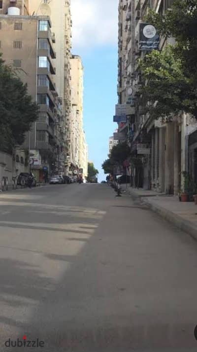 شقة للايجار السكنى 180م لوران شارع الإقبال الرئيسي