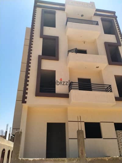 عمارة للبيع في جاردن هوم – أرض 276م بجوار بيت الوطن