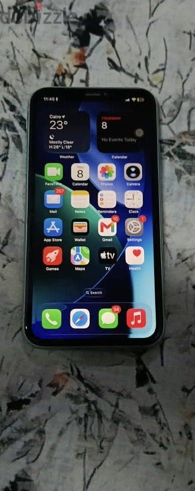 Apple - iPhone 11