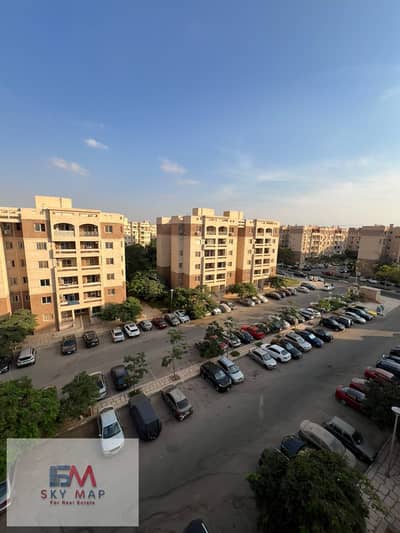 للبيـع فـي مدينتـي أقـل شقـه غرفتـين تشطيـب خـاص 71م في الــB11