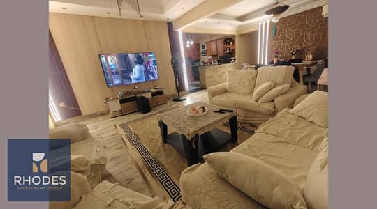 160 sqm Apartment for Sale with Garden, Ready Now, District 10, Sheikh Zayed City, Direct from Owner