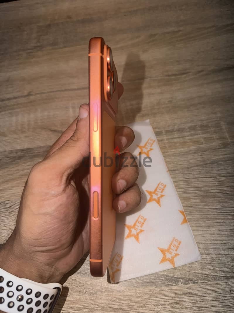 Apple - iPhone 17 Pro Max 3