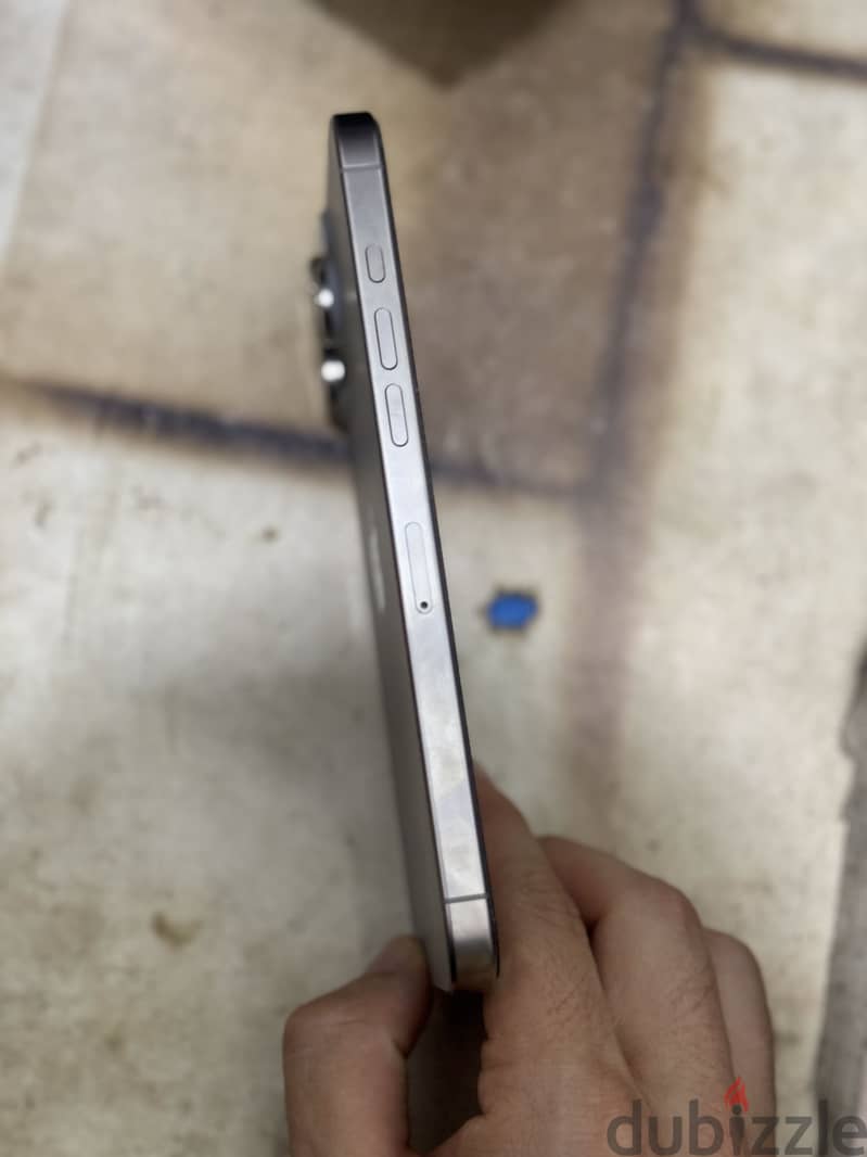 Apple - iPhone 16 Pro Max 2