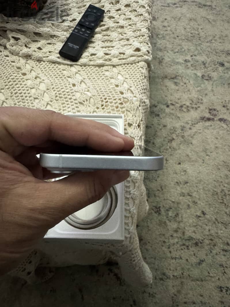 Apple - iPhone 15 7
