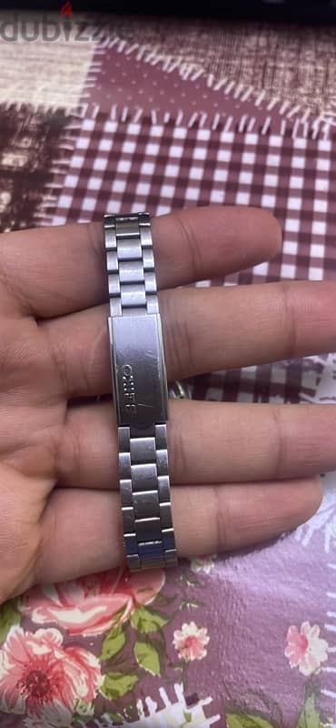 seiko 5 automatic 1