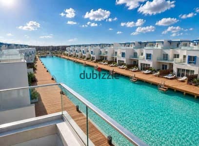 إستلام فورى تاون متشطب وقريب من البحر فى نايا باى بجانب فوكا باى Naia Bay